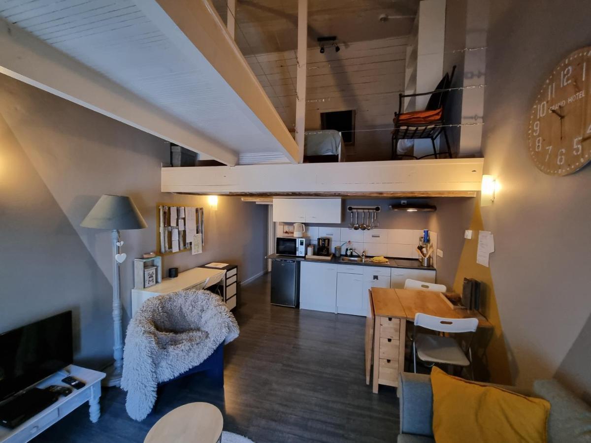 Studio Au Centre De Chimay, Arrivee Autonome Εξωτερικό φωτογραφία